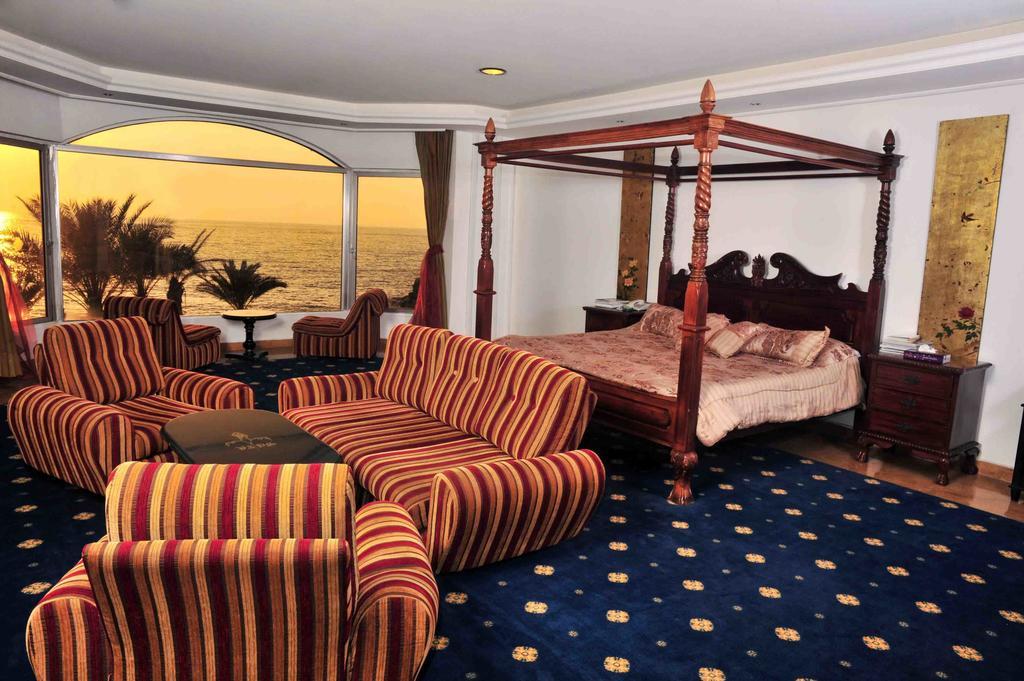 Arcada Marina Hotel Joünié Habitación foto