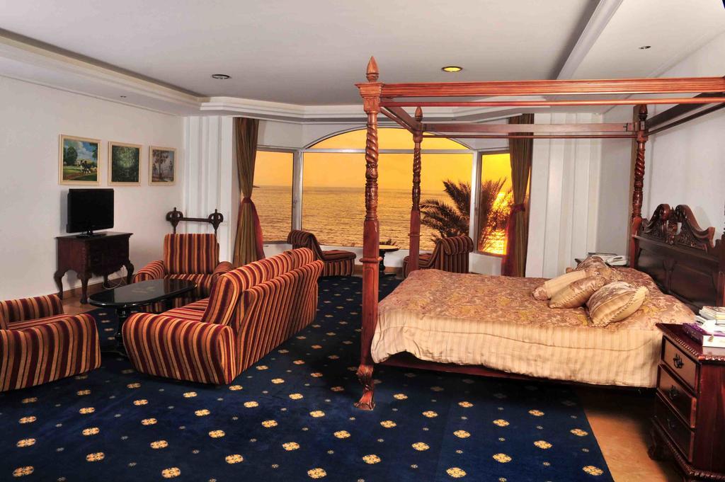 Arcada Marina Hotel Joünié Habitación foto